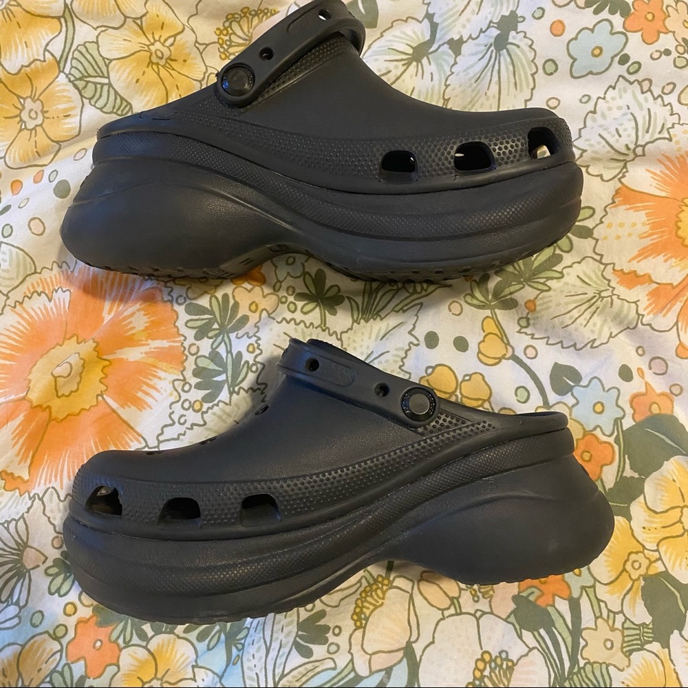 Platform crocs